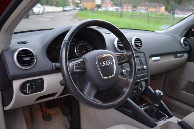 AUDI A3 SPORTBACK AMBIENTE 1.6 TDI 105 CV / 92100 KMS /  1ere MAIN / ORIGINE FRANCE / SUIVI COMPLET 13