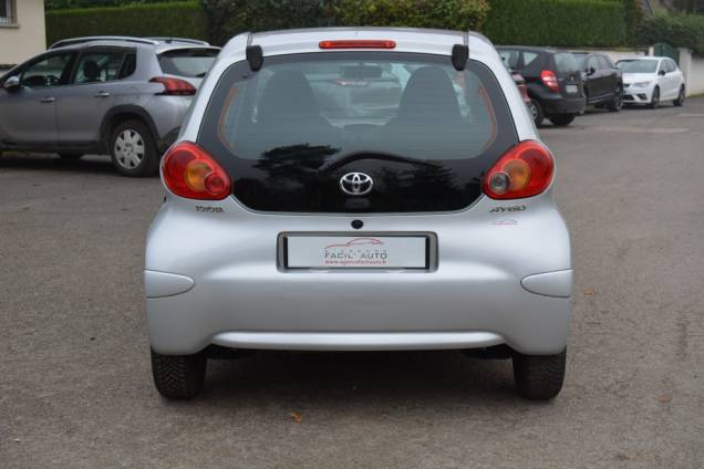 TOYOTA AYGO 1.0 68 CV / 5 PORTES  6