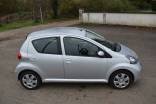 TOYOTA AYGO 1.0 68 CV / 5 PORTES  10