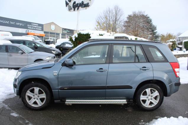 SUZUKI GRAND VITARA LUXE 1.9 DDIS 129 CV 4X4 / TOIT OUVRANT / ORIGINE FRANCE 4