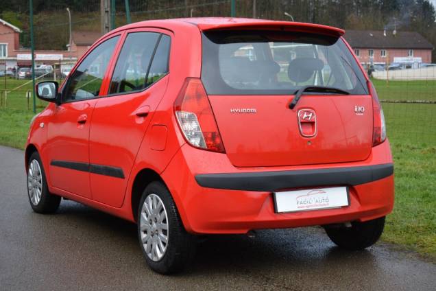 HYUNDAI I10 1.1 I 66CV 4