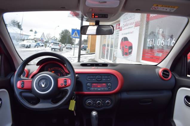 RENAULT TWINGO ZEN 1.0 SCE 70 CV / TOIT OUVRANT 10