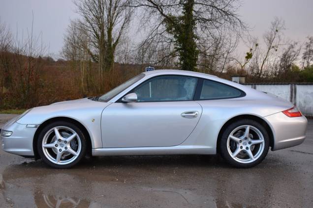 PORSCHE 911 CARRERA 3.6 i 325 CV / ORIGINE FRANCE / SUIVI COMPLET 8