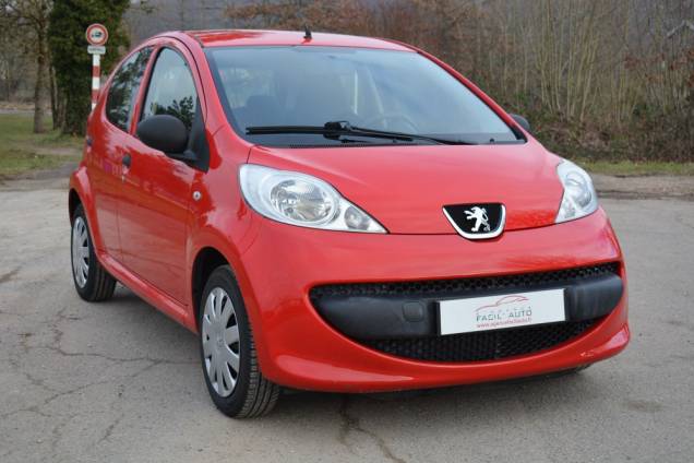 PEUGEOT 107 1.0 68 CV 5 PORTES / 48900 KMS / 4 ROUES HIVER OFFERTES 2