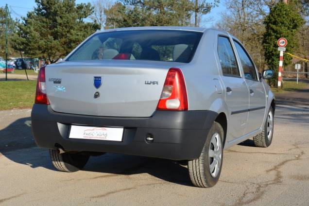 DACIA LOGAN 1.4 MPI 75 CV  3