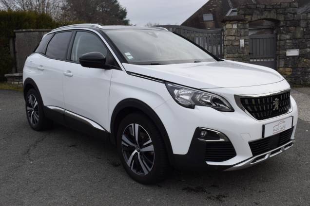 PEUGEOT 3008 ALLURE 130 CV BVM 5