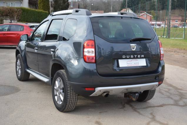 DACIA DUSTER 4X4 PRESTIGE 1.6 105 CV / CROCHET D'ATTELAGE / 38900 KMS / SELLERIE CUIR 3