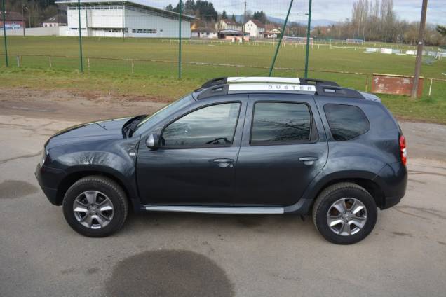 DACIA DUSTER 4X4 PRESTIGE 1.6 105 CV / CROCHET D'ATTELAGE / 38900 KMS / SELLERIE CUIR 8