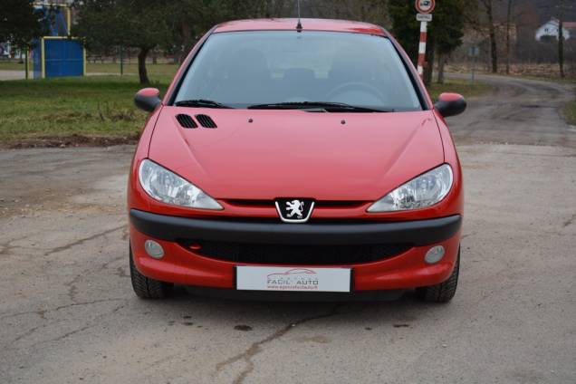 PEUGEOT 206 1.4 75 CV  5