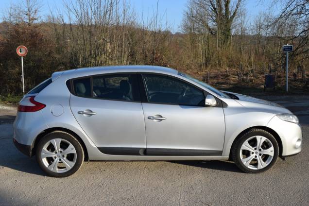 RENAULT MEGANE 1.5 DCI 105 CV 5 PORTES BV6 6