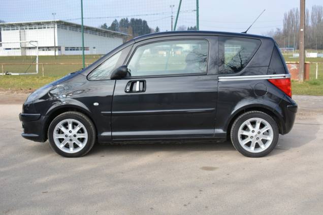 PEUGEOT1007 1.4 75 CV BOITE AUTOMATIQUE / SPORTY PACK / 4 ROUES HIVER OFFERTES 7