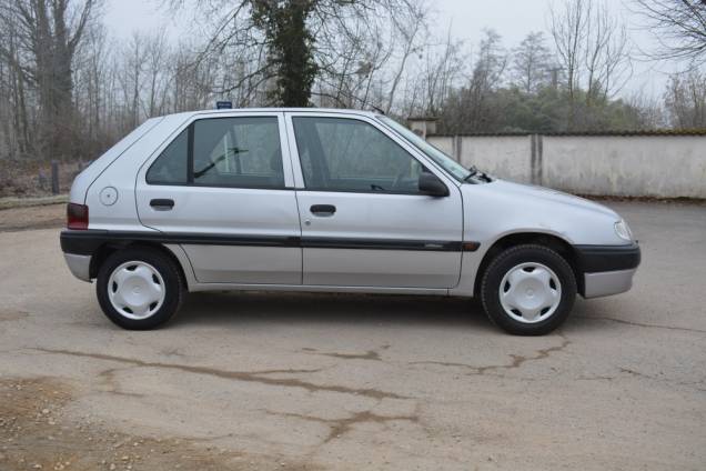 CITROEN SAXO 5 PORTES 1.1 60 CV / 89900 KMS 9