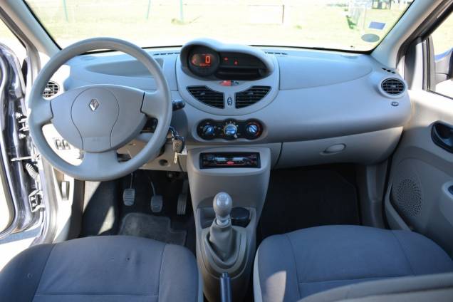 RENAULT TWINGO 1.2 75 CV 16